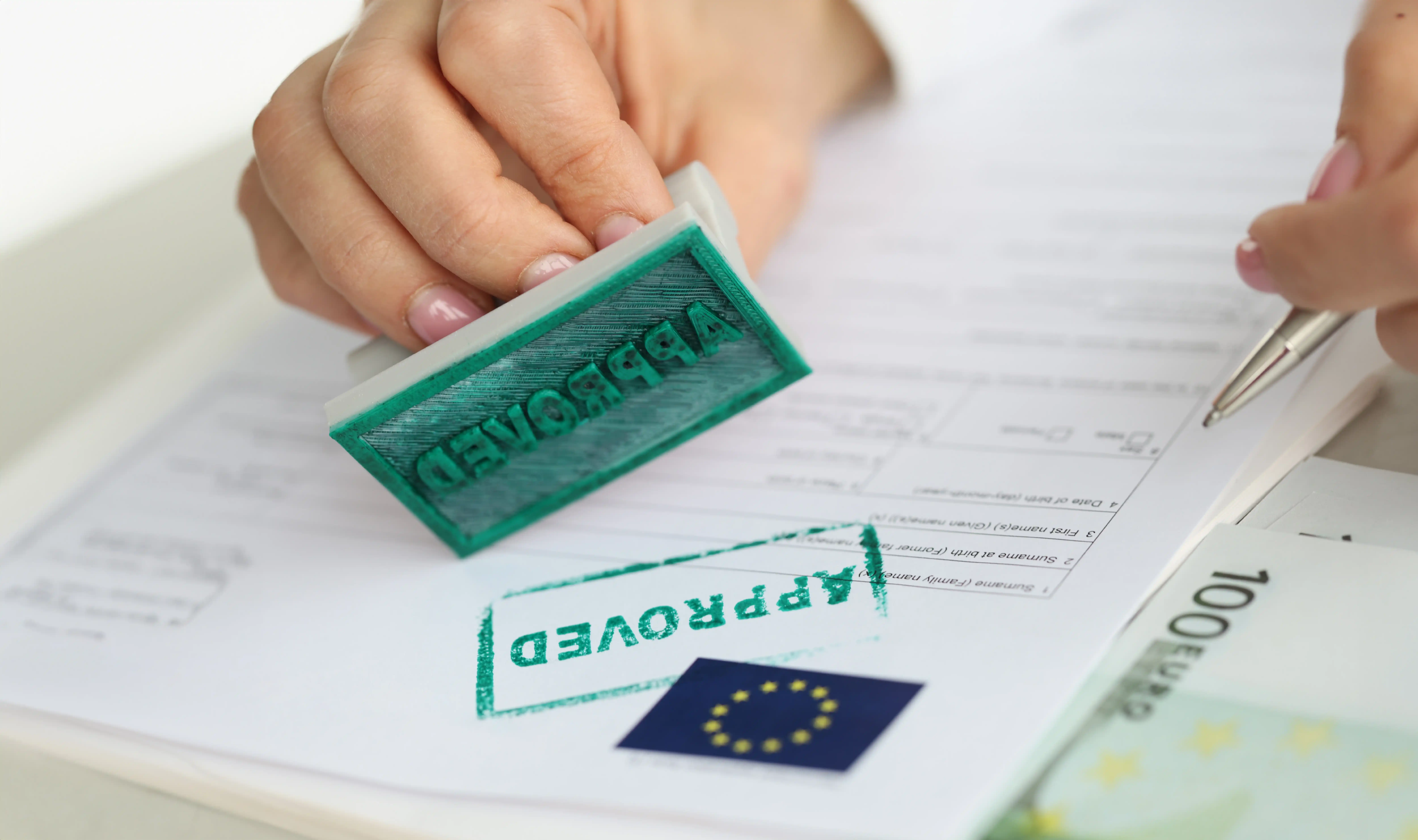 EU certificate of residence in Spain required documents