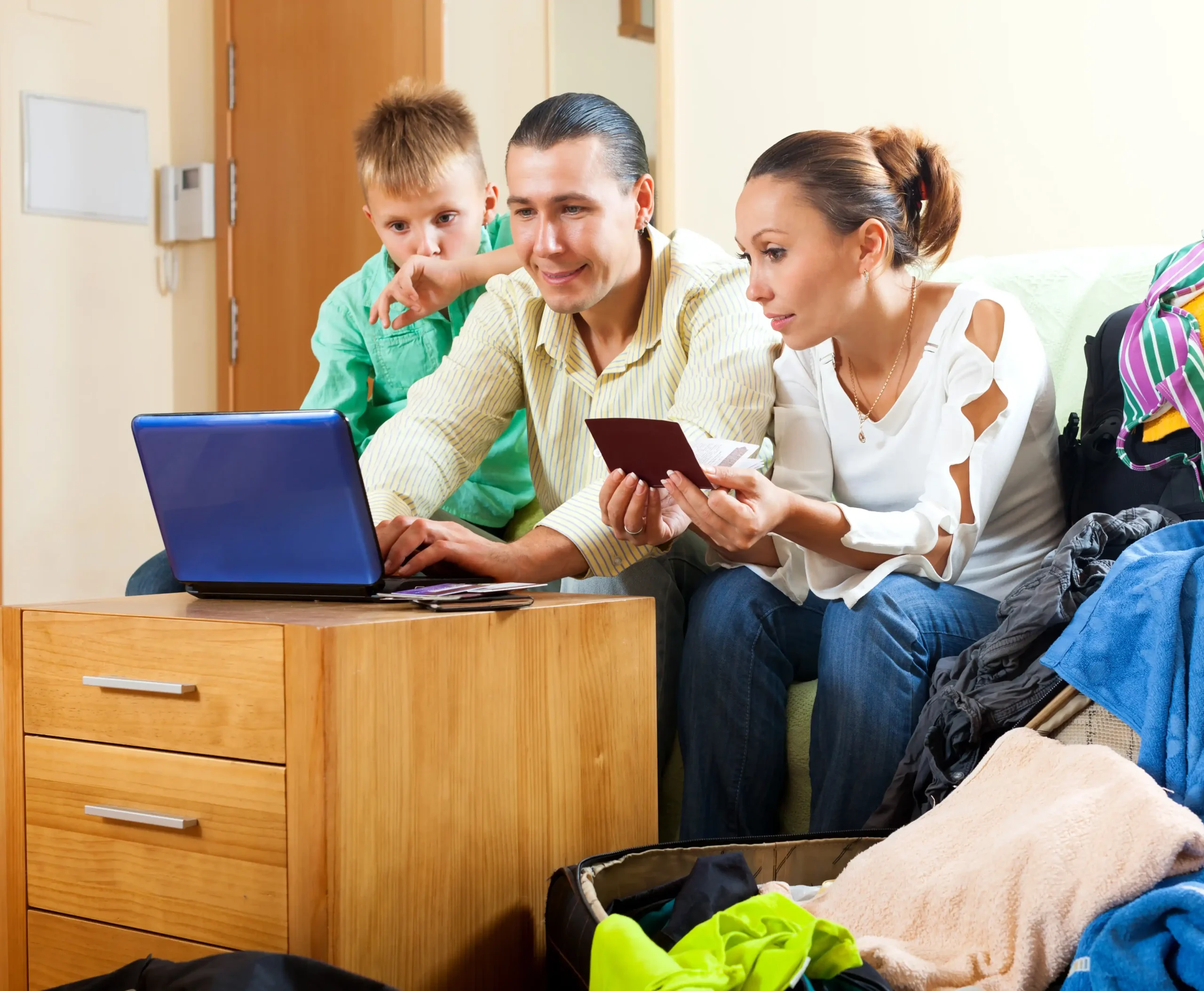 Family reunification visa in Spain: who can apply